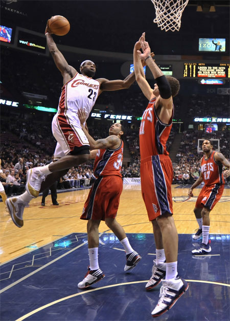 安德森-洛佩斯：转会该经纪人负责；没踢上世俱