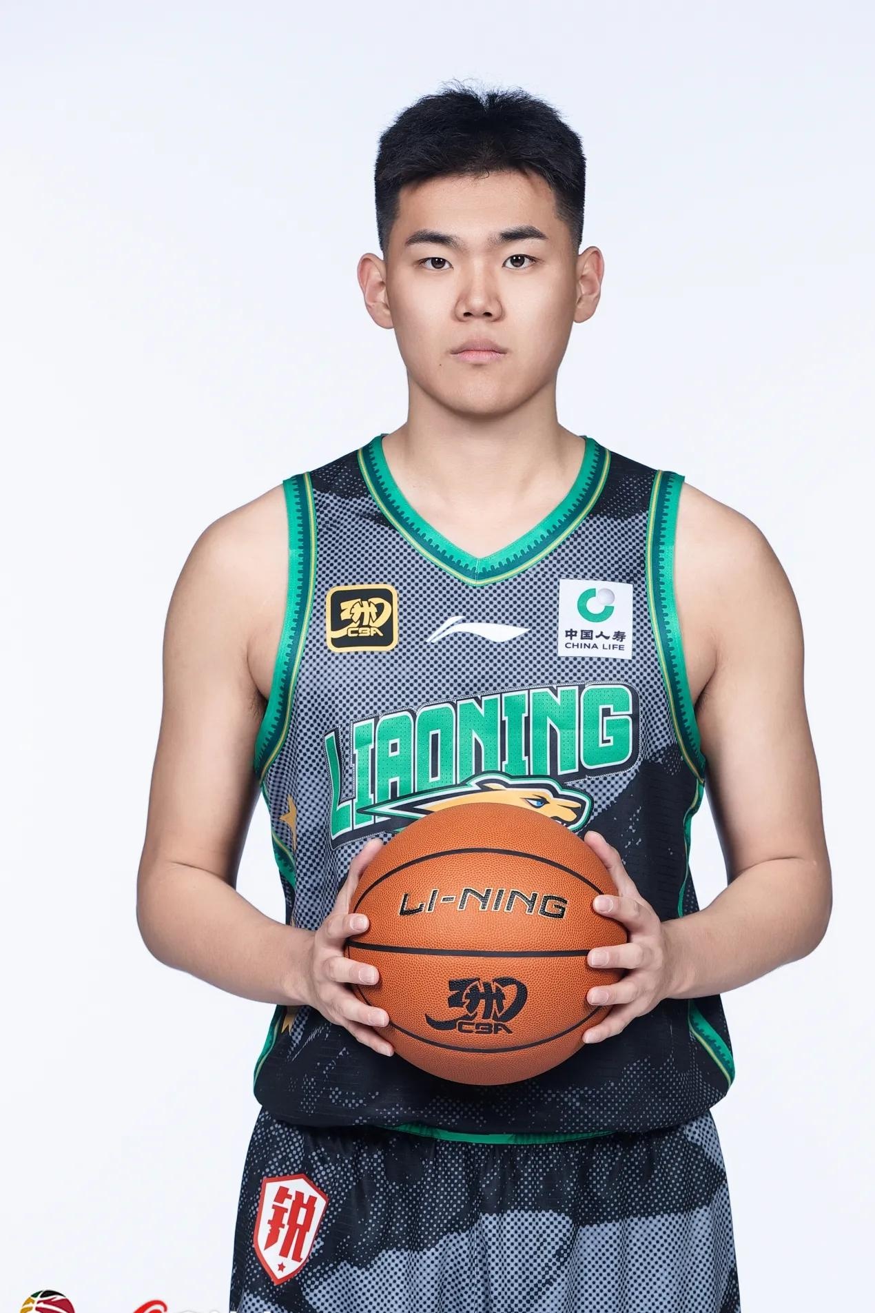 李虎翼辽粤大战个人集锦：命中5计三分，助辽宁力克广东