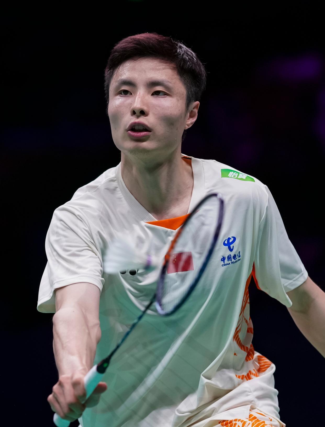 国羽一哥拒翻车！决胜局一波流石宇奇2-1伍家朗进8强