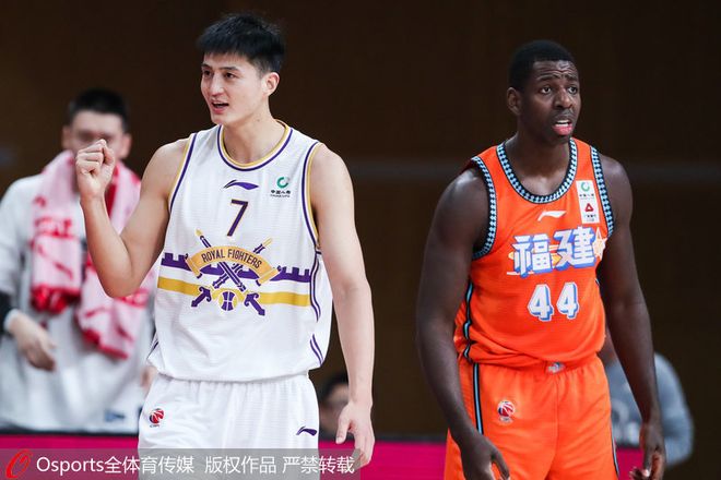 星空体育莱切俱乐部官网-王子瑞欢迎俞长栋加盟宁波：再聚首再追梦  第4张
