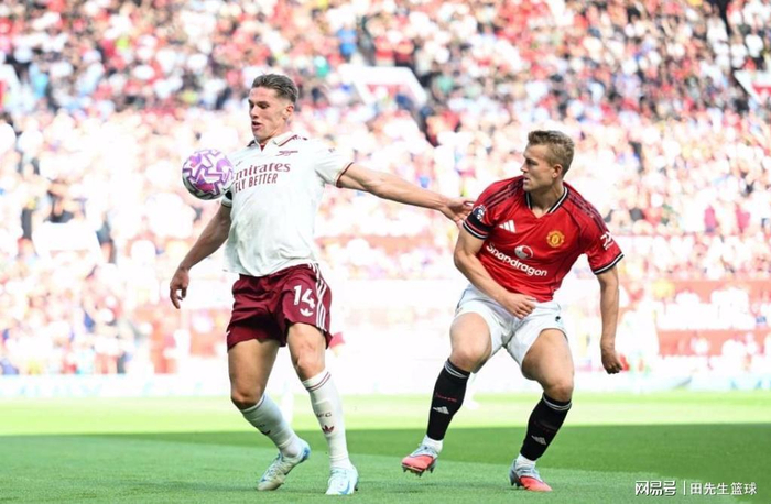 新14号！阿森纳官方分享关于约克雷斯的14个事实：曾是本怀特队友