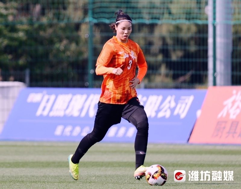 山东体彩女足球员矫晓倩因暴力行为被停赛3场，罚款6000元