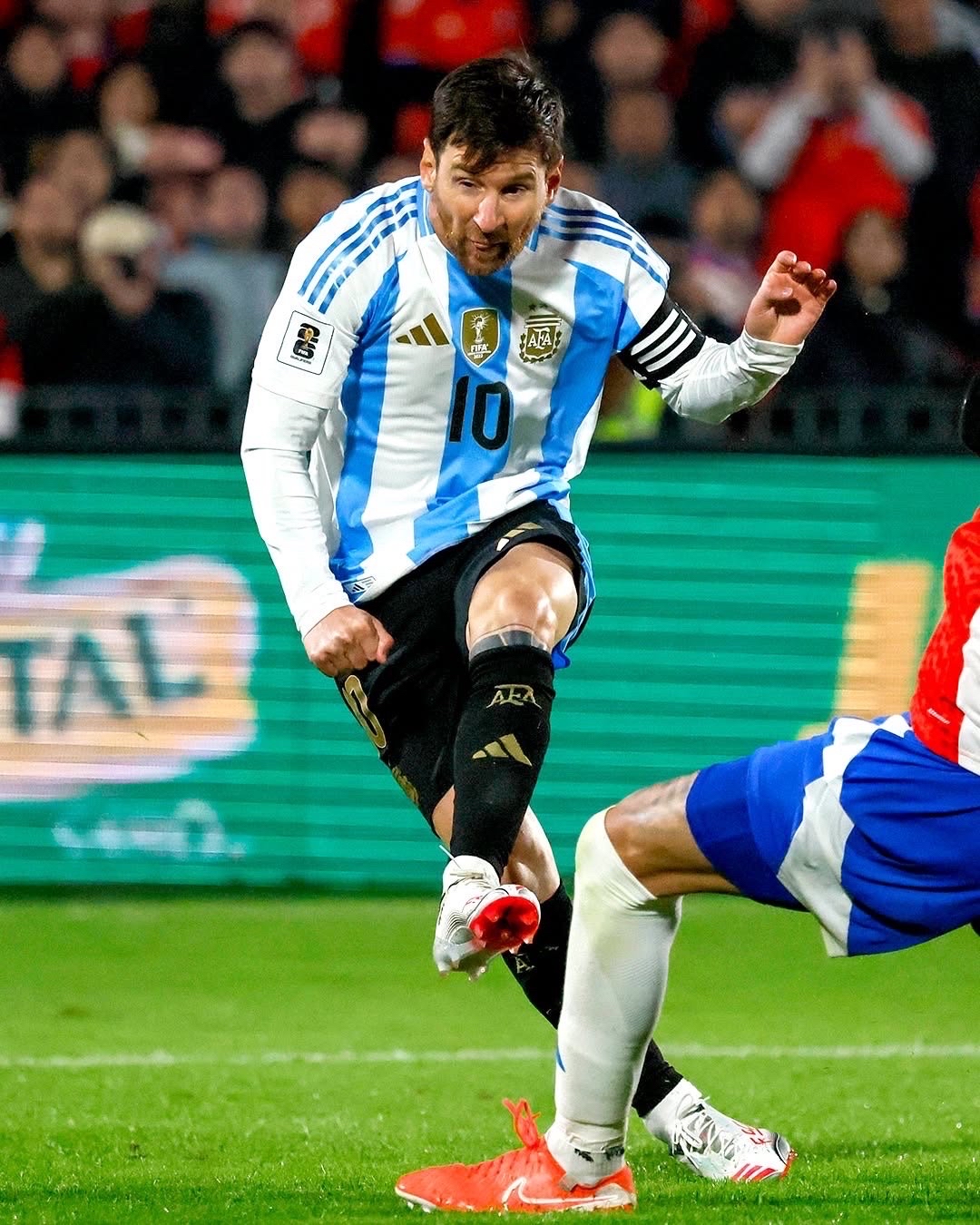 关于梅西400进球效率独一档！400助攻独一档！过人同期独一档！的信息