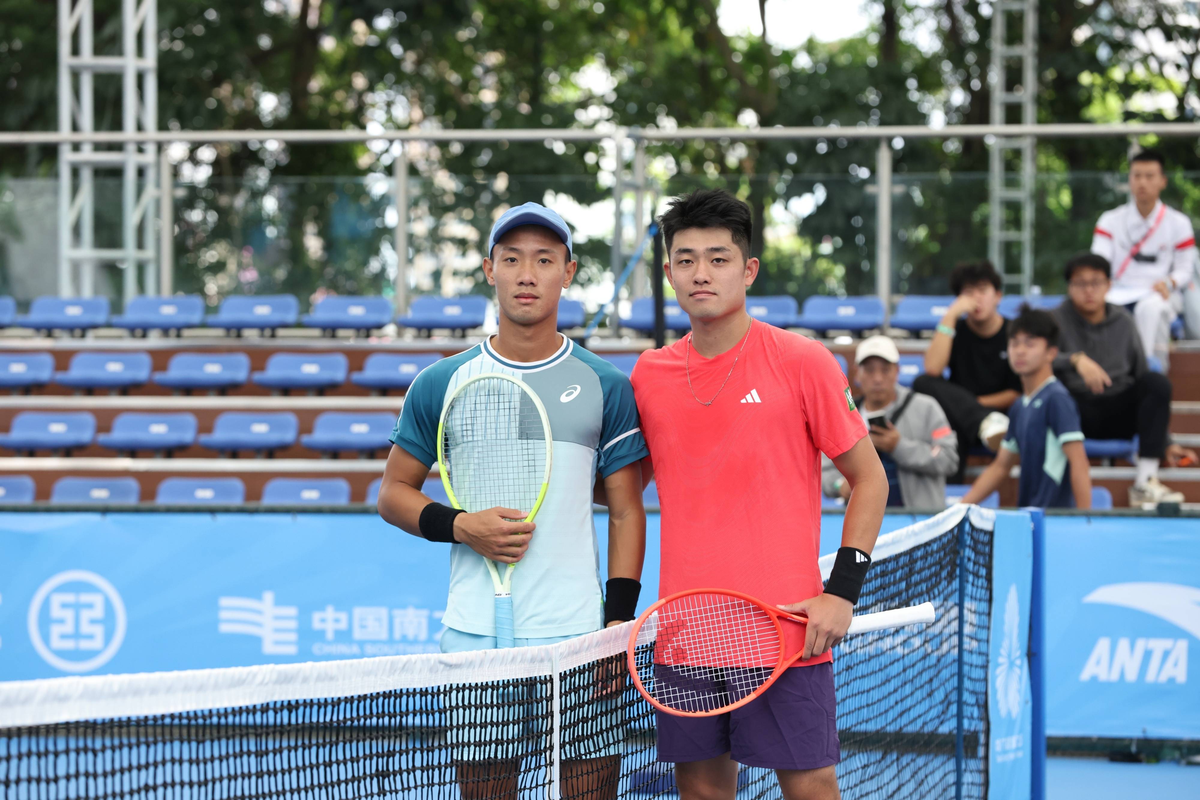 全运网球:朱琳2-0王欣瑜晋级决赛商竣程吴易昺男单争冠的简单介绍