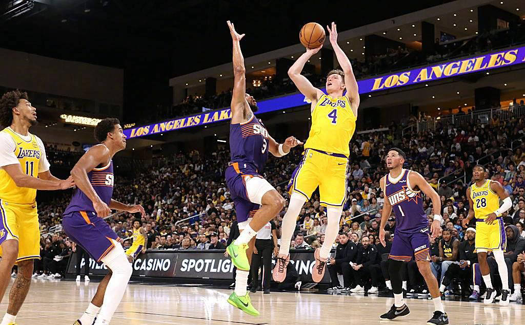 关于湖人狂输22分,一大软肋彻底暴露,将成为争冠路上巨大阻碍的信息 关于湖人狂输22分,一大软肋彻底暴露,将成为争冠路上巨大阻碍的信息