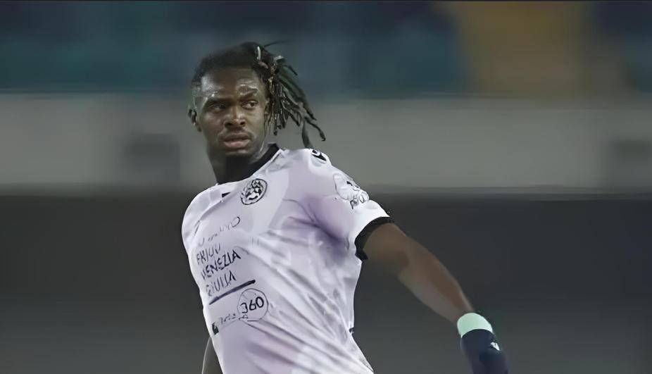 包含惊现神剧情！一场点球引发的惊险故事，罗马0-1不敌里尔的词条