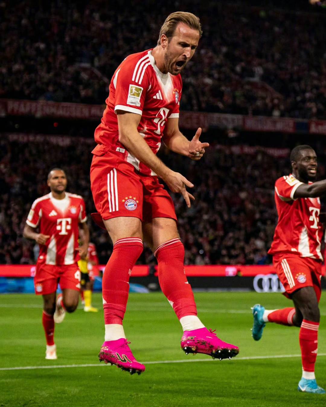 德甲最新积分榜：拜仁狼狈丢分，多特惨遭绝平，勒沃库森大胜的简单介绍