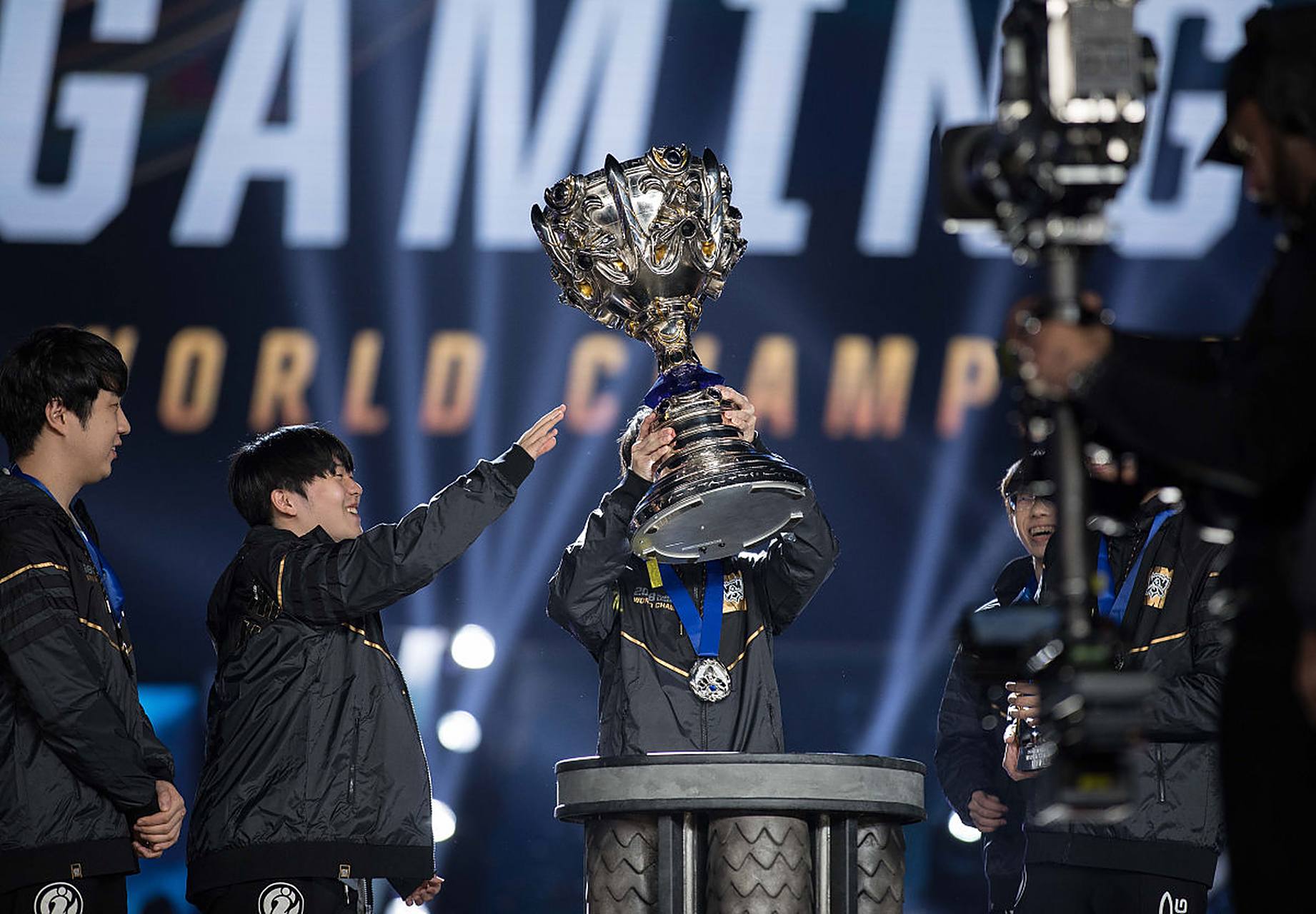 《英雄联盟》S13全球总决赛赛后回顾，赛事的精彩瞬间与亮点的简单介绍  第2张