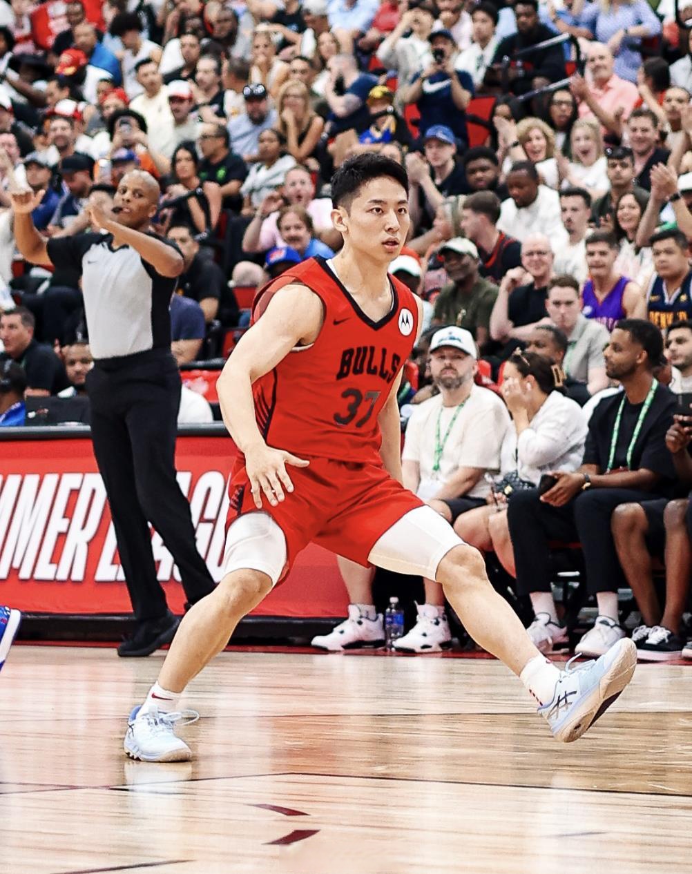 杨瀚森谈首秀最满意一点直言比赛节奏快喘不上气的简单介绍 第2张