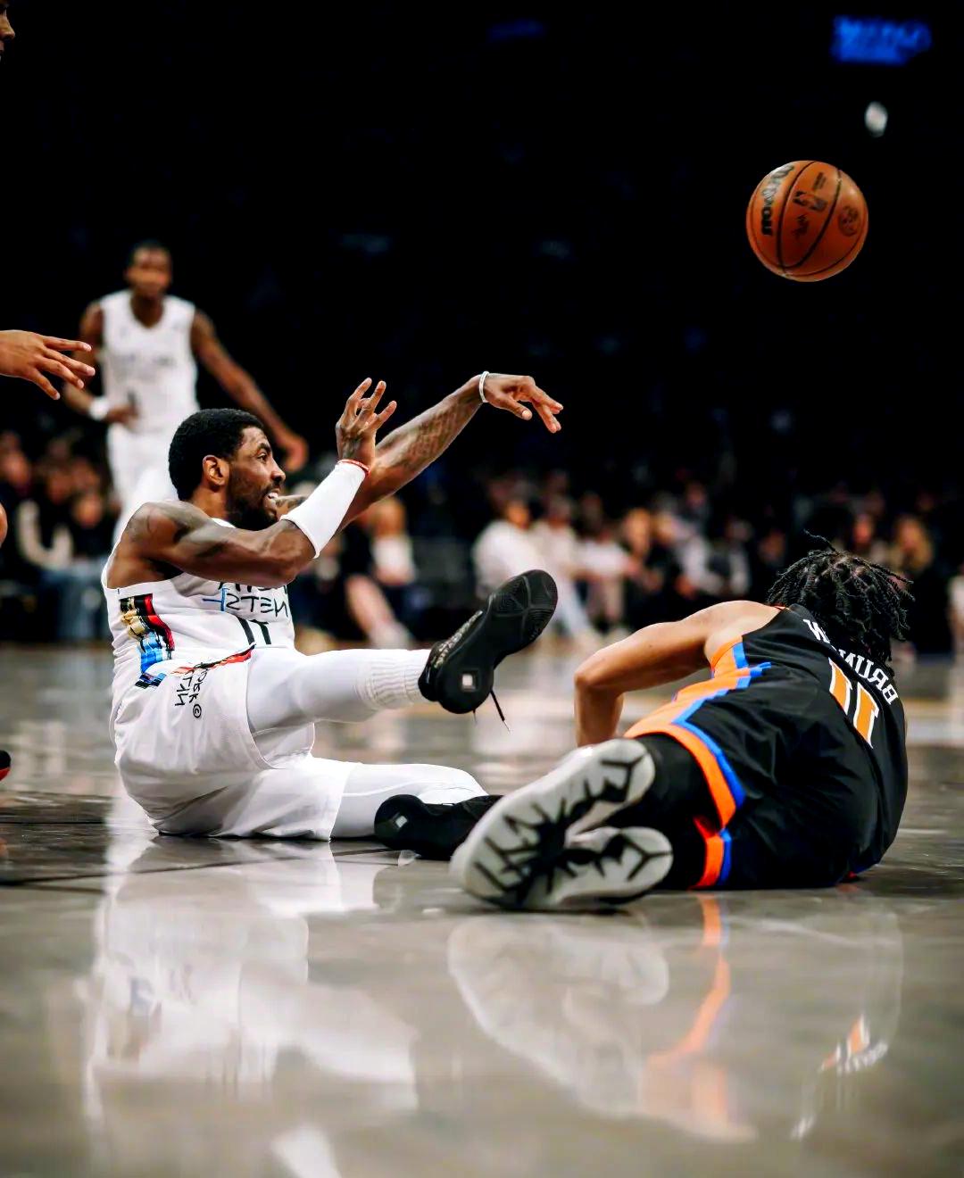 太阳主场迎战独行侠，欧文赛季报销影响球队表现的简单介绍  第2张