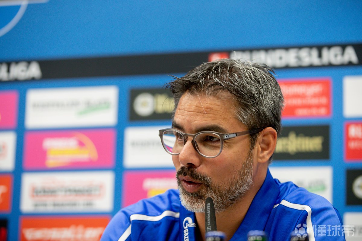 包含前沙尔克主帅瓦格纳出任莱比锡青训总监，他曾与克洛普合作的词条