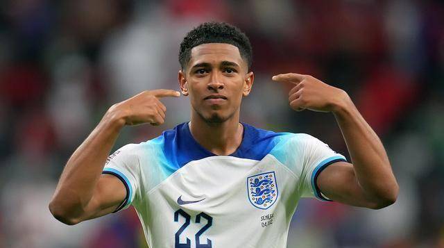 关于跟随哥哥脚步！小贝林厄姆加盟多特转会费总价3800万欧的信息