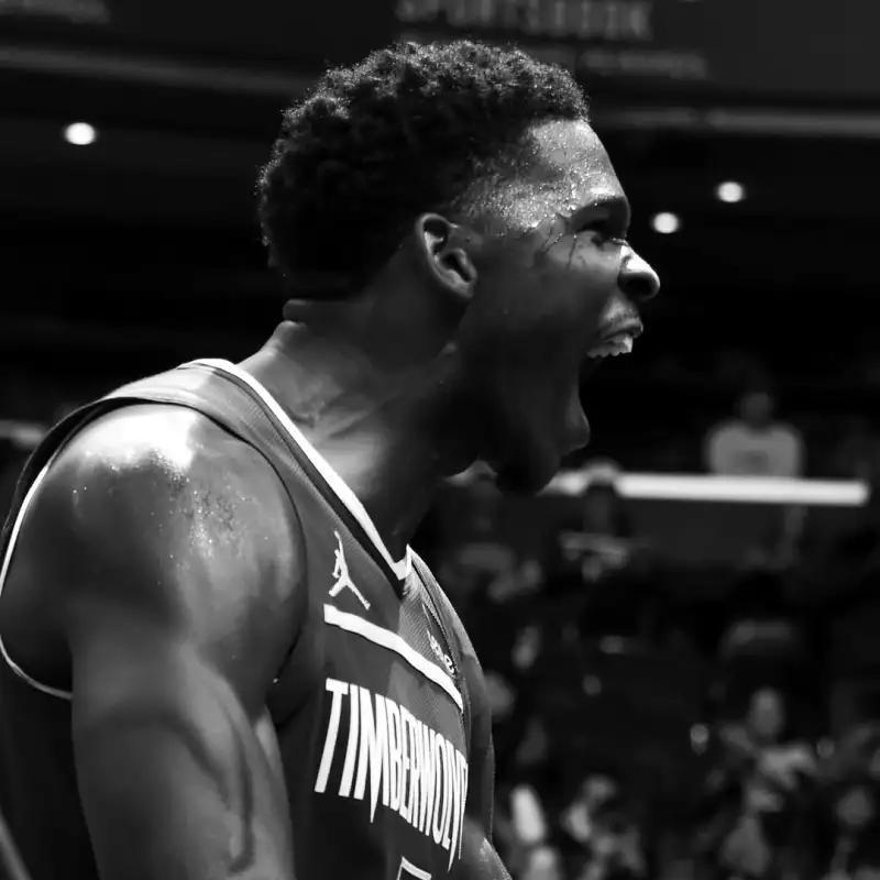 新的门面！安东尼-爱德华兹Ins晒照回顾自己生涯的第五年的简单介绍  第1张