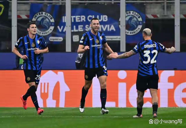 拒绝拜仁、阿森纳，西班牙国脚铁心加盟巴萨的简单介绍