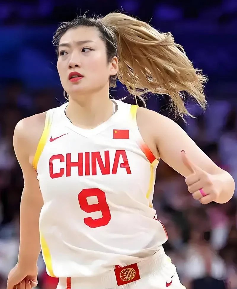 包含杨舒予15分助女篮复仇澳洲她是宫鲁鸣放弃李梦的底气的词条  第2张