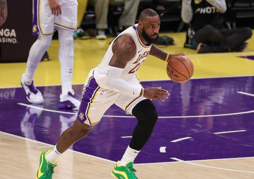 包含连续20年纪录将终结，詹姆斯收官战要拿65分才能赛季场均25+的词条