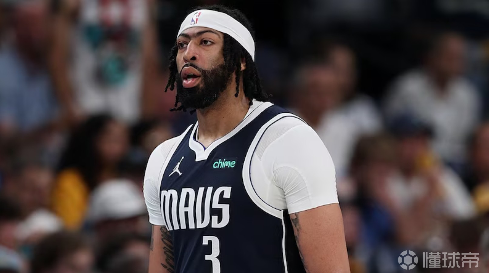 浓眉赛季中遭遇视网膜脱落目前已接受修复手术的简单介绍 第2张