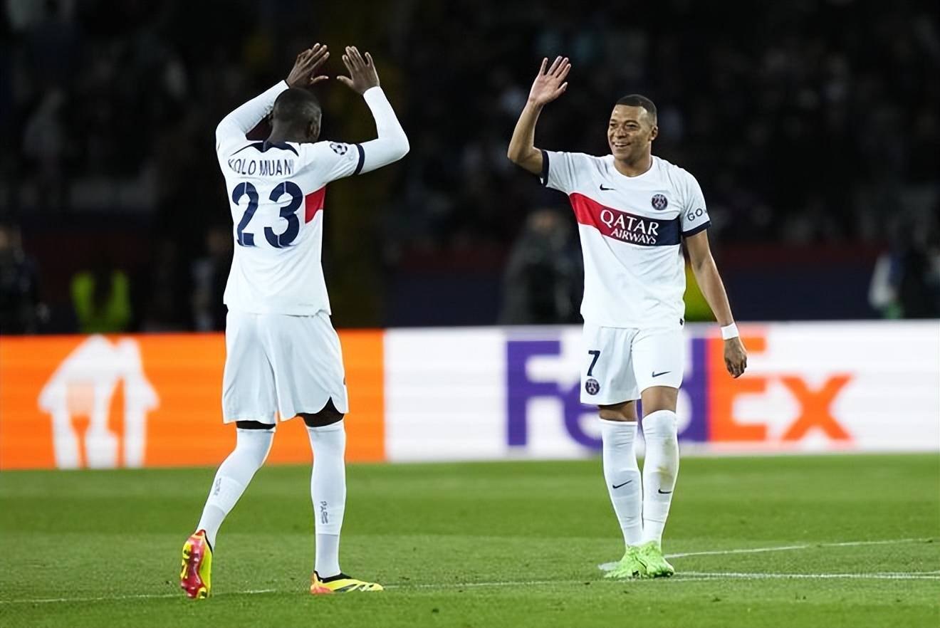 包含皇马0比4大巴黎队无缘决赛，姆巴佩发挥遭质疑，的词条  第1张