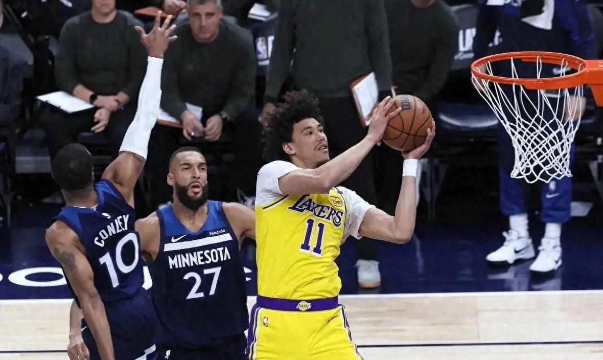 艾顿加盟能给湖人带来什么中锋已补强詹姆斯还走吗?的简单介绍