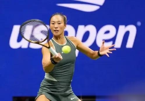 赛季首人!萨巴连续5年进总决赛郑钦文落后前8超1000分的简单介绍  第1张