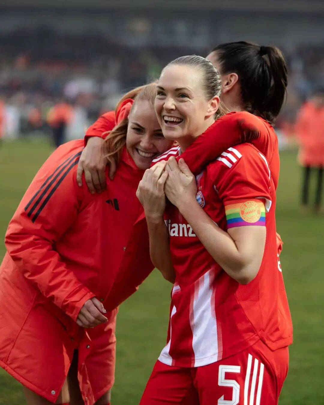 女足姑娘将在家门口为欧冠正赛而战！的简单介绍