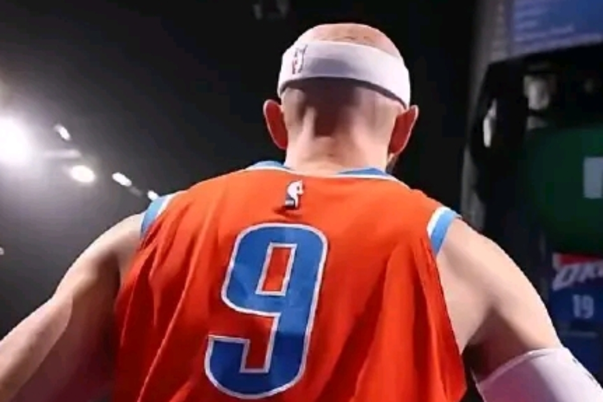 卡鲁索谈亚历山大：他有一个特别地方是他的精力是无限的的简单介绍  第1张