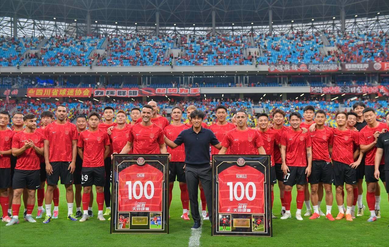 关于徐正源与成都蓉城此前已有矛盾，续约陷入僵局居然和泰山队有关的信息