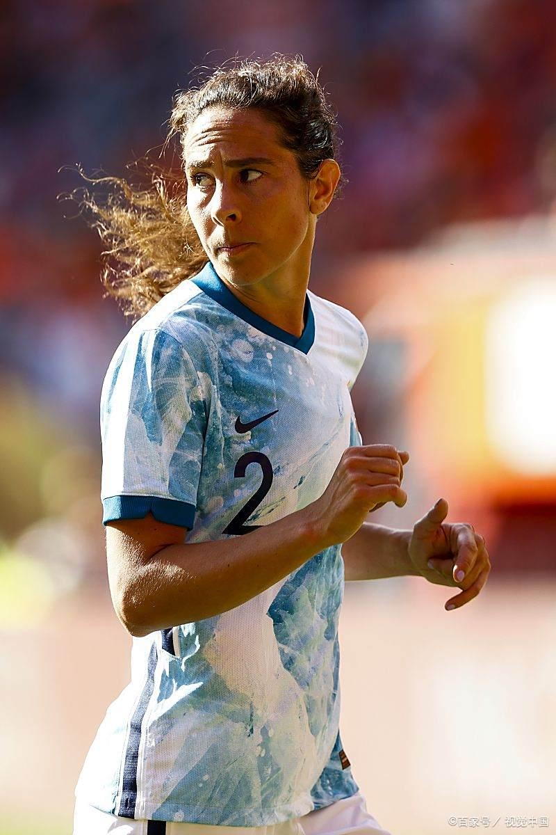 包含桑切斯：我当时效力过的巴萨，毫无争议是历史最佳的词条  第2张