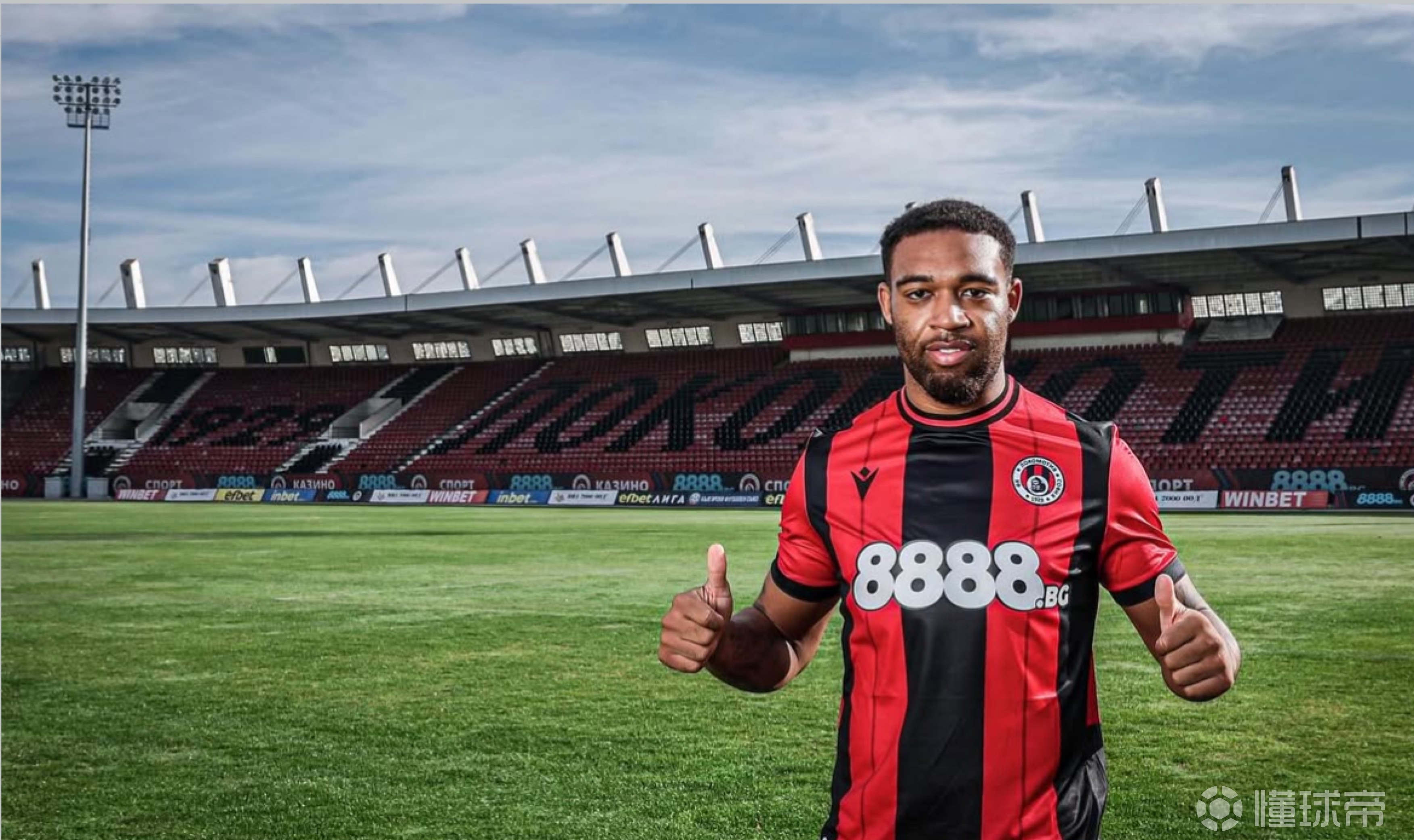 利物浦卖对了？26岁旧将2年身价跌3500万欧，伊萨克可的简单介绍  第2张