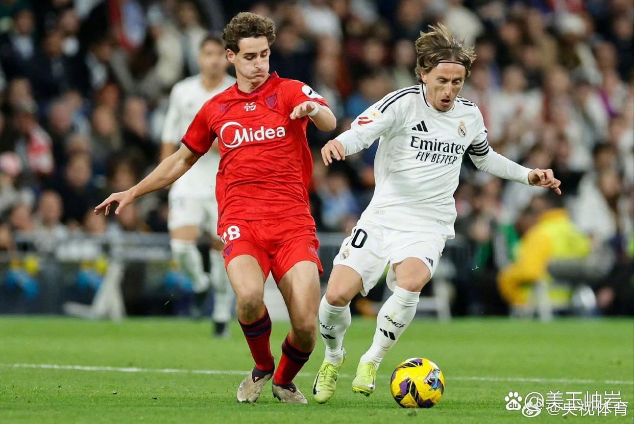 包含皇家马德里对阵比利亚雷亚尔：姆巴佩领衔，阿隆索力求一胜！的词条  第2张