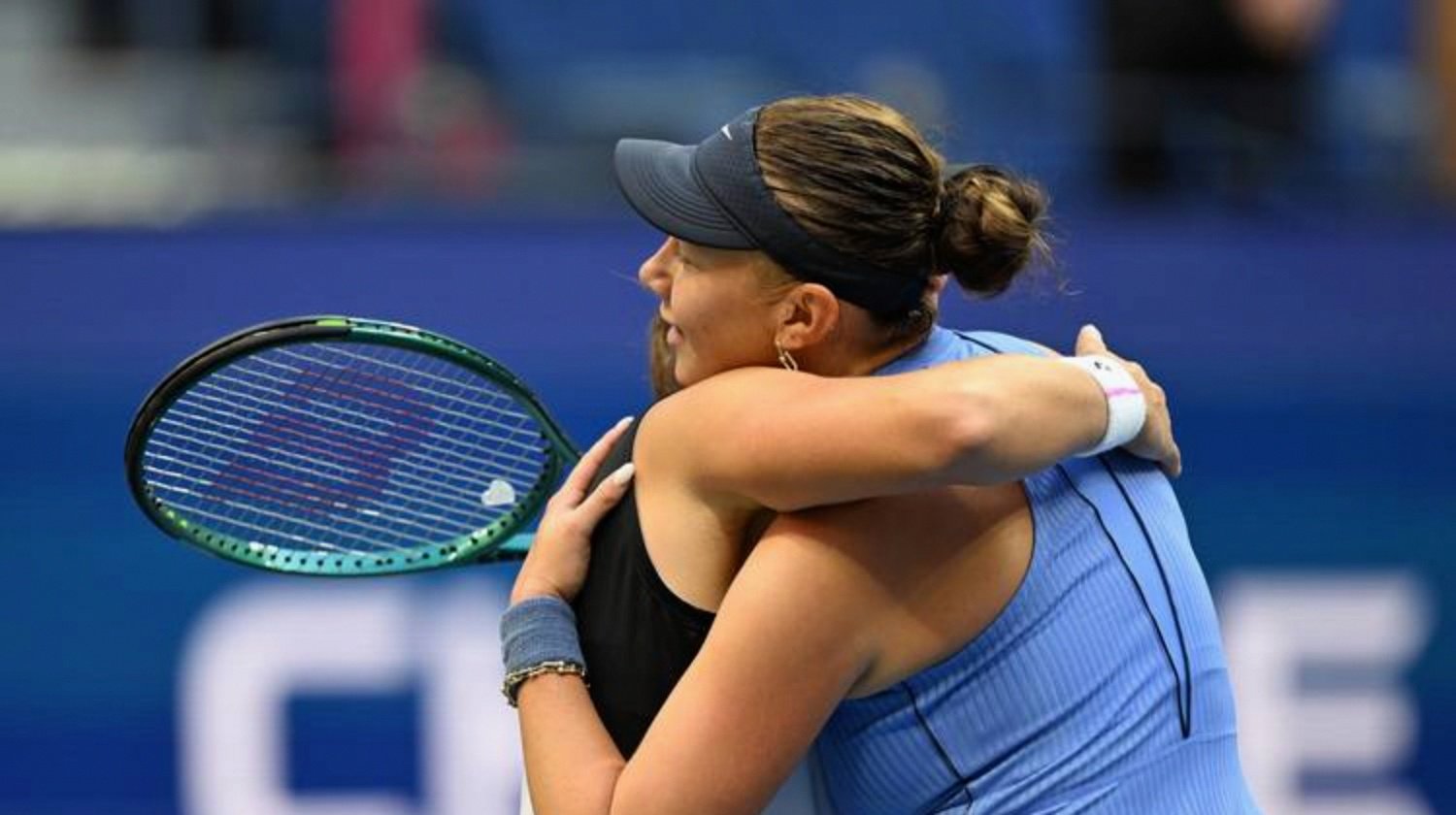 关于58分钟横扫卫冕冠军!阿尼西莫娃轻取高芙首进中网决赛的信息  第2张