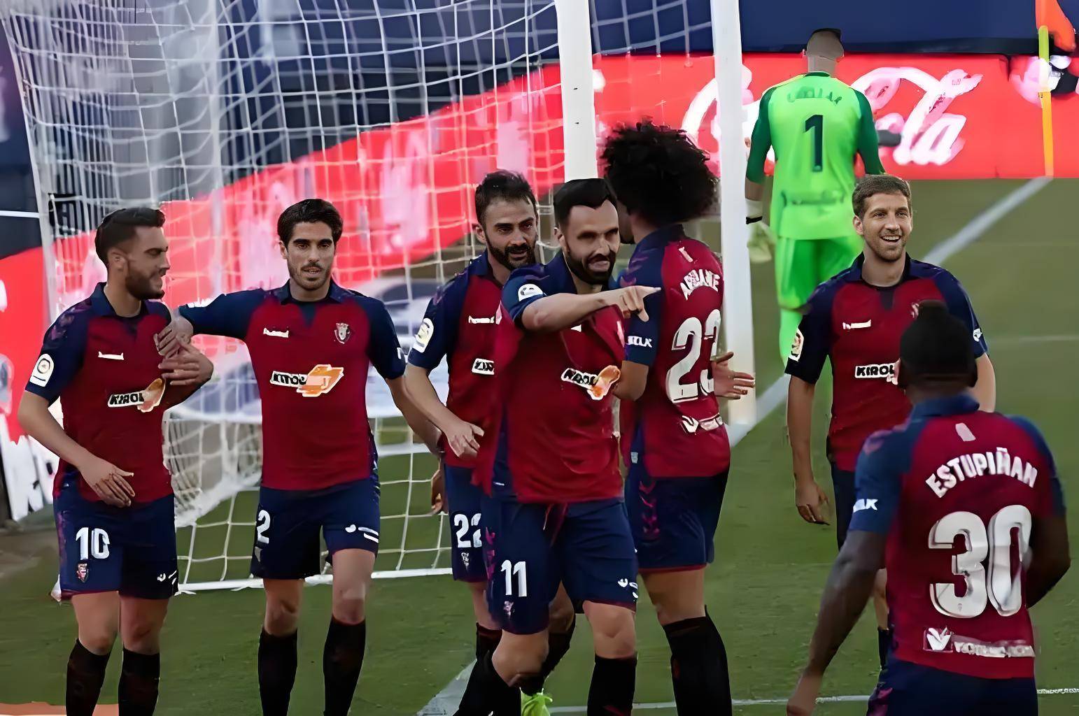 西班牙足球甲级联赛联赛第16轮阿拉维斯1-2皇马的简单介绍  第2张