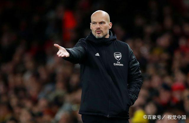 包含大中锋加盟米兰只差官宣，可阿莱格里还想要租借阿森纳9号？的词条