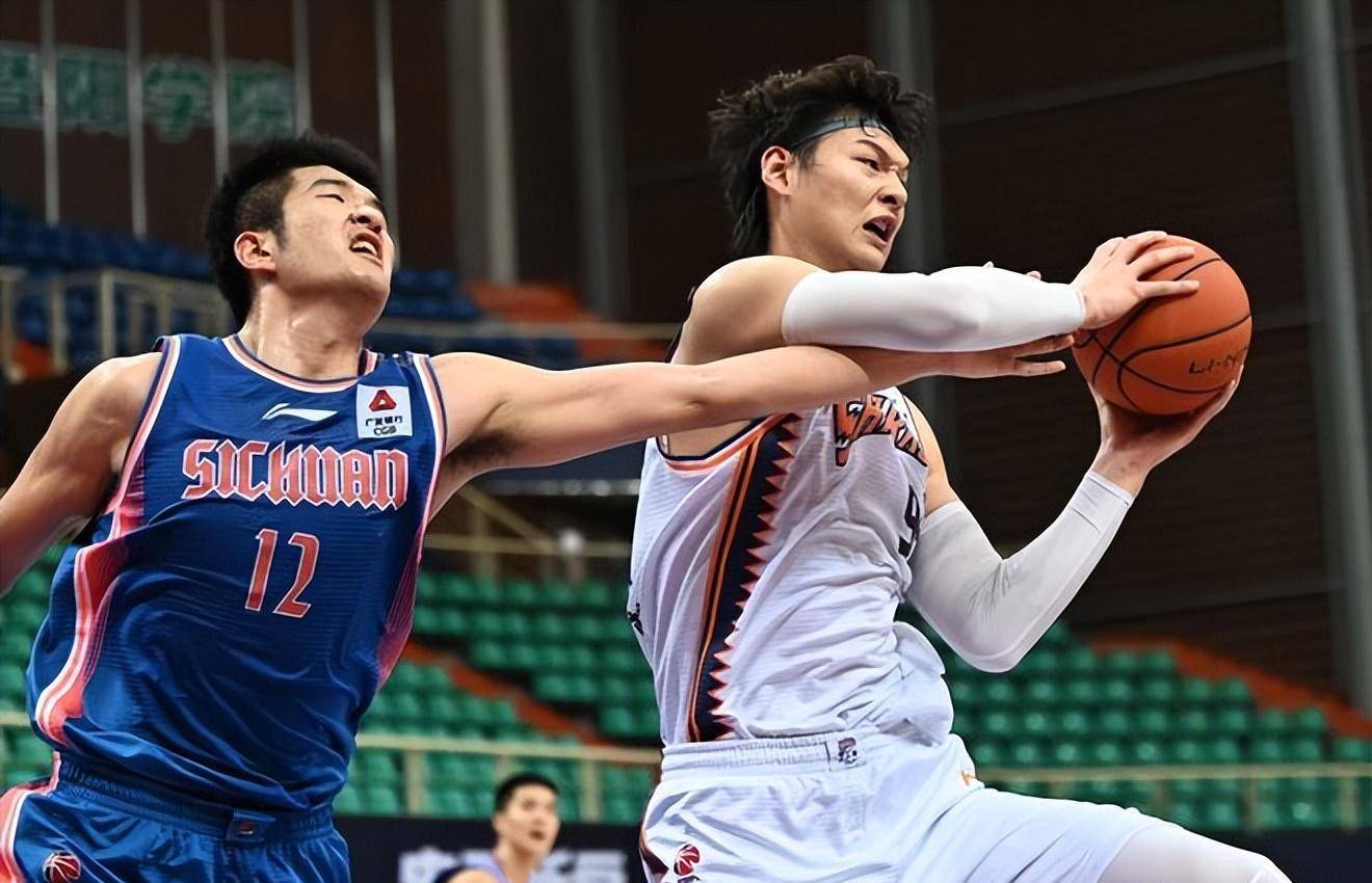 关于布朗41+6三分赛季新高广厦力克上海胡金秋18分王哲林12+9的信息