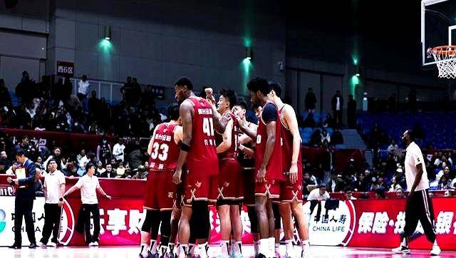 关于CBA积分榜：北京广东不败领跑三支球队仍未尝一胜的信息