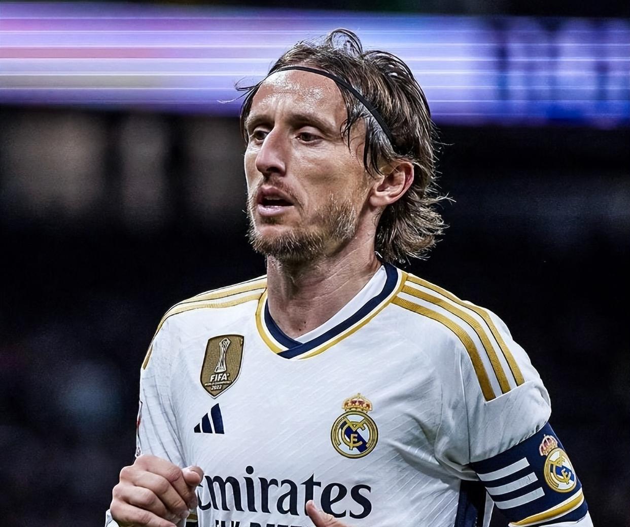 包含弃曼联投皇马?主帅确认41万周薪巨星去往伯纳乌的词条 包含弃曼联投皇马?主帅确认41万周薪巨星去往伯纳乌的词条