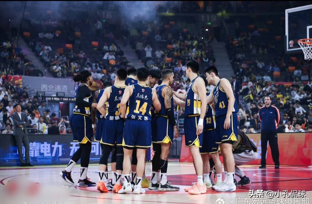 CBA新赛季常规赛42轮分4个小组广东上海同组的简单介绍