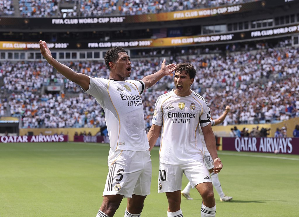 包含世俱杯1-1爆冷！皇马新月轰32脚战平！阿隆索无缘首胜，C罗没说错的词条