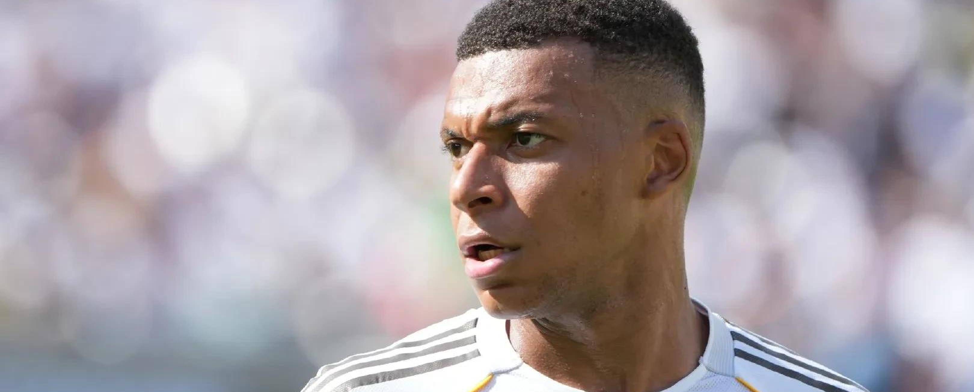 关于2025金球奖30人候选：登贝莱亚马尔领衔姆巴佩哈兰德在列的信息