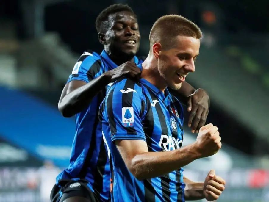 包含傲视亚平宁！尤文图斯首开欧洲“全满贯时代”的词条