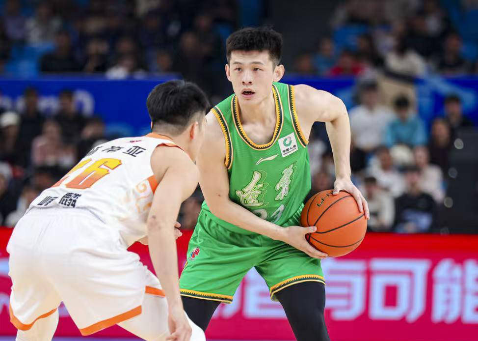 包含4连胜杀到第3！大黑马反超辽宁广厦！25岁小将场均得分比4外援多的词条  第1张