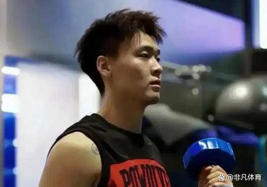赵睿：很适应北京队还有些伤病但不影响训练比赛的简单介绍