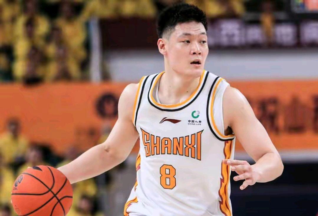 包含邹阳上赛季个人集锦：对阵山西得到30分11板2帽2断的词条