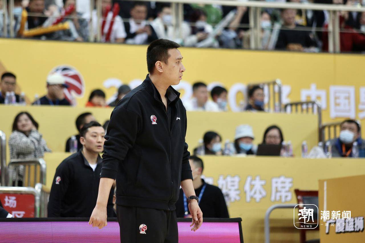 媒体人：浙江男篮主帅丁伟将下课，外籍助教暂时接替主教练的简单介绍