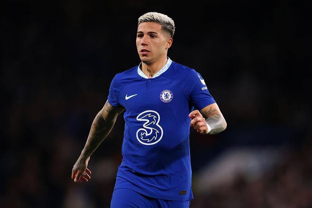 关于欧冠一战成名，拒绝曼城拜仁！切尔西19岁天才被标“非卖品”的信息