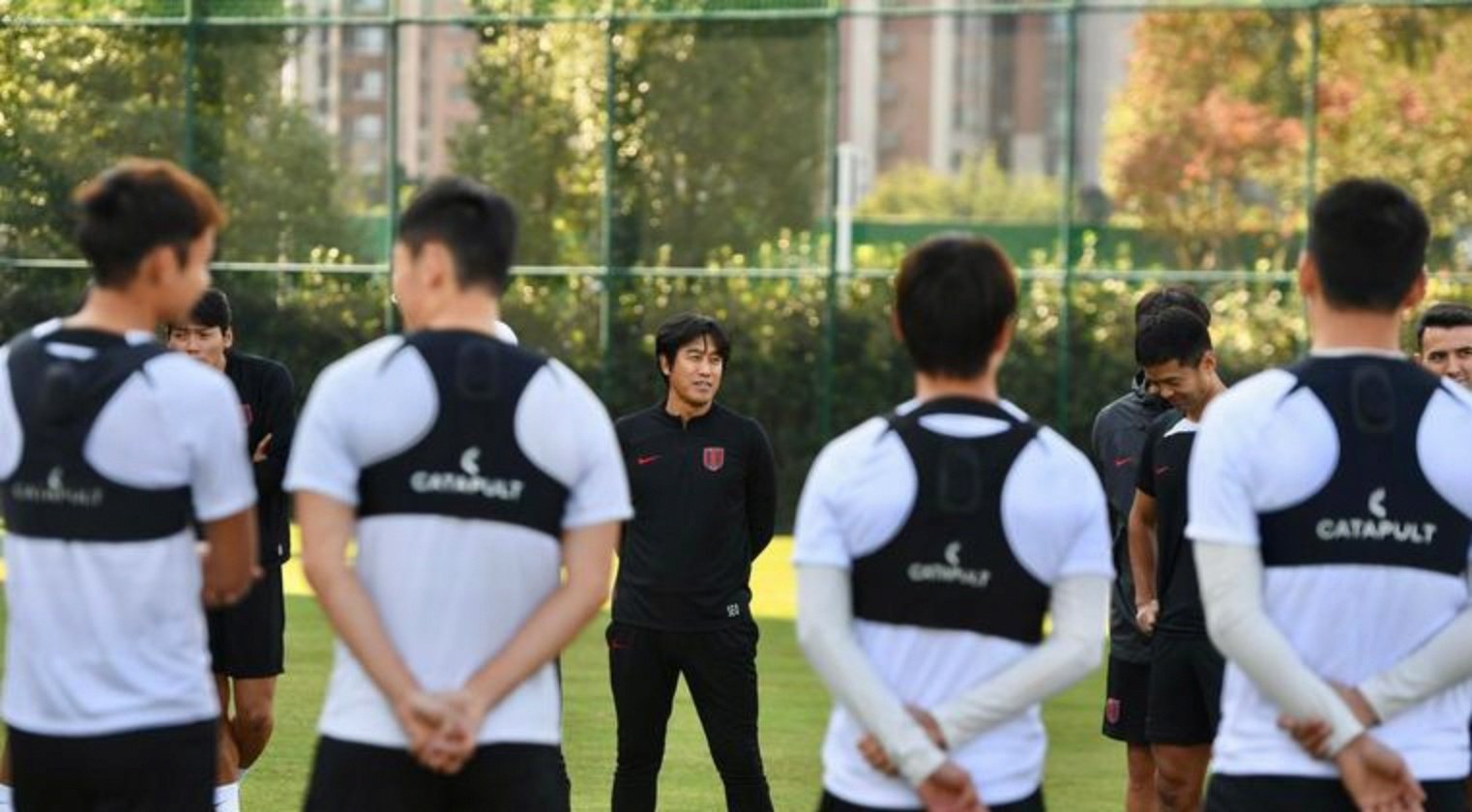 徐正源与成都蓉城此前已有矛盾，续约陷入僵局居然和泰山队有关的简单介绍