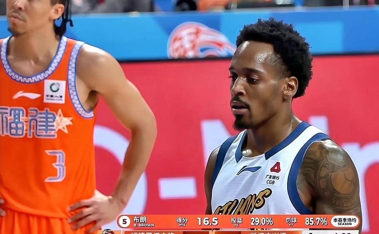 卫冕冠军广厦大胜深圳豪取5连胜胡金秋9000分里程碑塔克21分的简单介绍