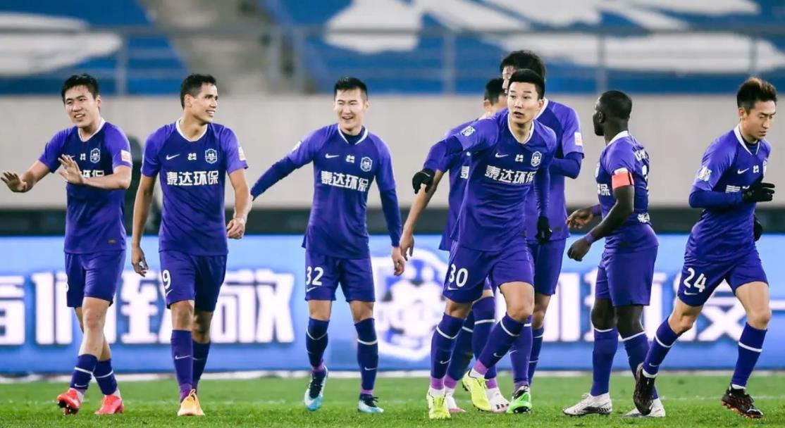 关于喜讯！津门虎主力后腰已提前跟俱乐部解约，将直接转会去成都蓉城的信息