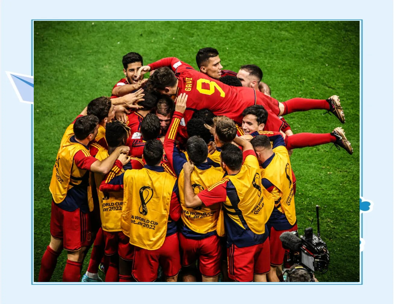 关于西班牙人队迎战巴塞罗那德比战：全城热情高涨，球迷热情助威的信息