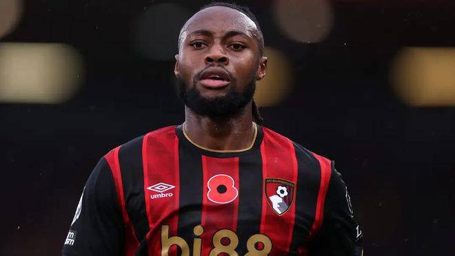 包含勒沃库森的坚决立场：格里马尔多转会报价需超2500万欧，冬窗或将无缘离队！的词条